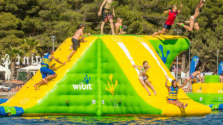 Action-Tower-XXL_a-main