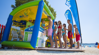 30070_Beach_Tent_2018_ow_001 – web