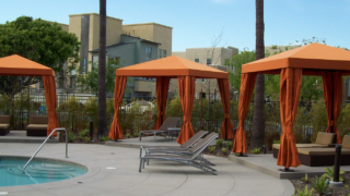 Presidential Cabana – Product Image