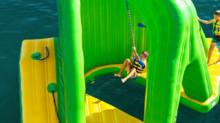 CornerSwing 4 -gallery