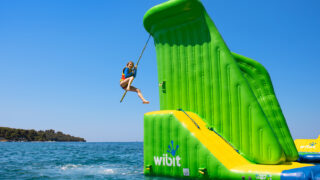 CornerSwing 5 -gallery