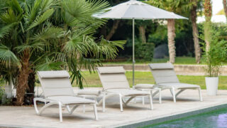 Sunset Comfort Chaise Lounge – Beige and Glacier White – Product Image